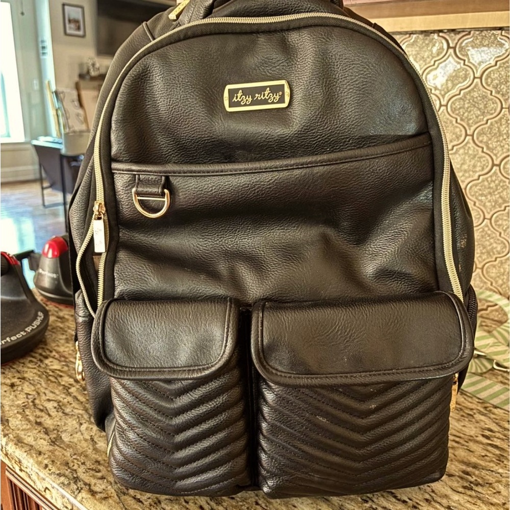 Itzy Ritzy Boss Bag